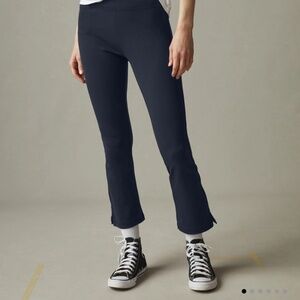 American Giant set of 2 kick flare Ponte pants black and navy.  12/14